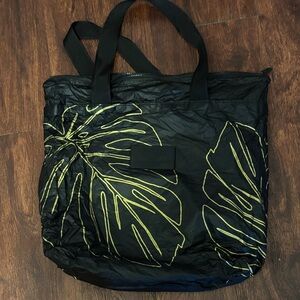 ALOHA Collection Black and Gold Leaf Tote